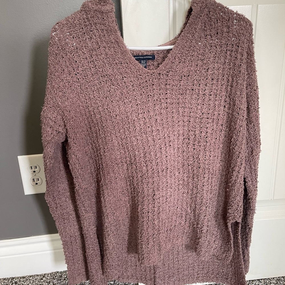 American Eagle Sweater